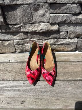 Vionic Josie Kitten heel, floral 9.5M